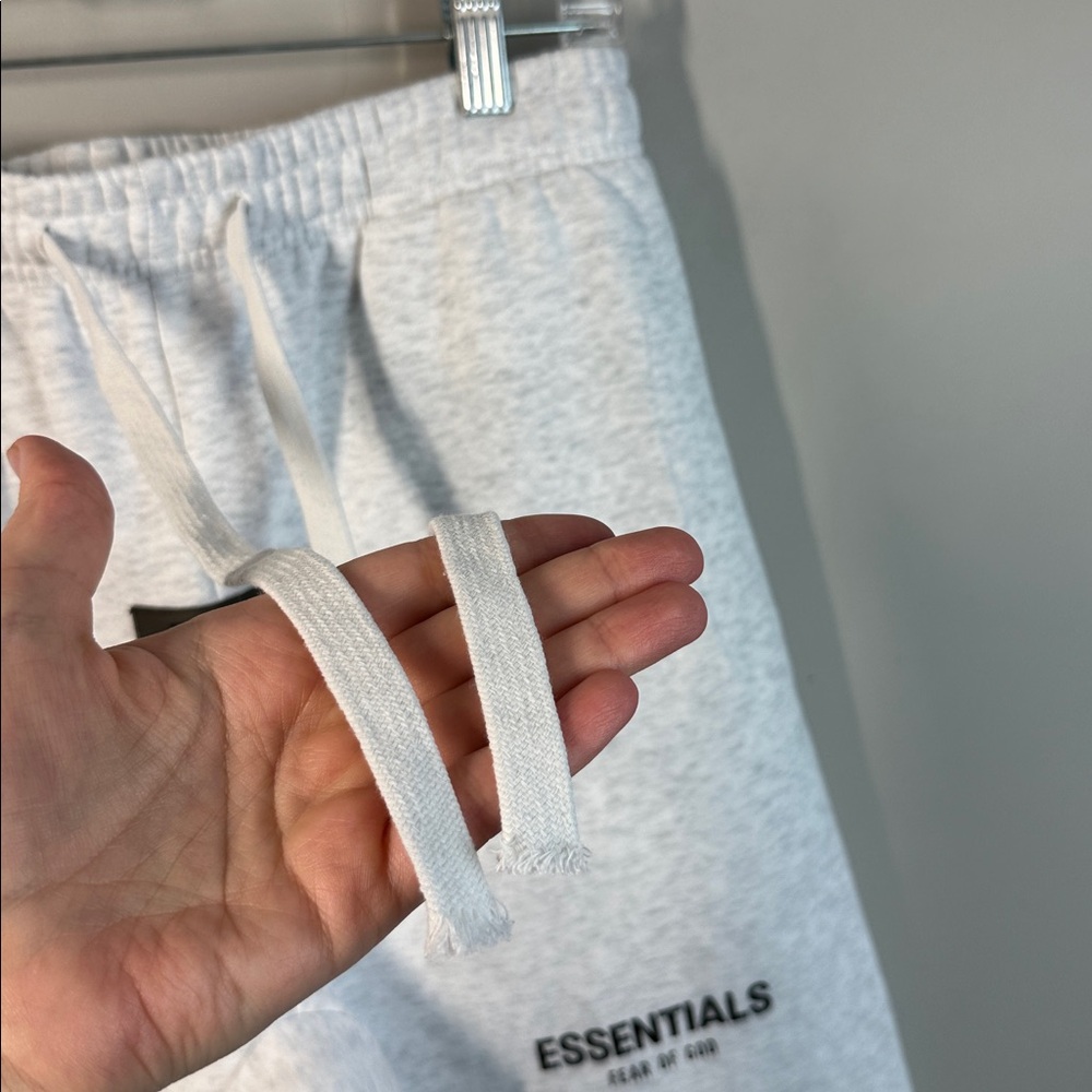 Fear of God Essentials Sweatpants Men’s Size L Baggy Sweats - Picture 9 of 15